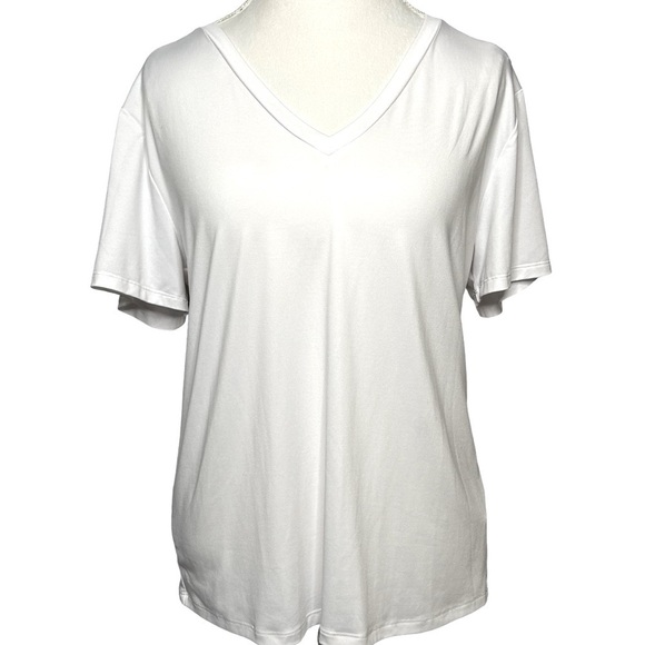 FABLETICS T-shirt Short sleeves Vneck Pullover Workout Athleisure White Like new - Picture 1 of 6